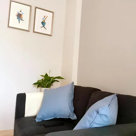 Santo House Apartment *
